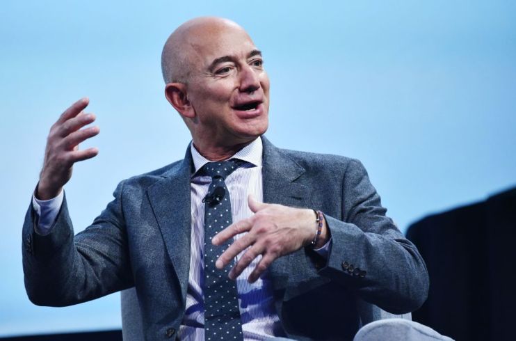 Amazon sues Pentagon over failure to win $10bn defence contract