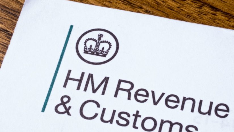 Staff working for HMRC in IT jobs have settled a pay dispute after striking.