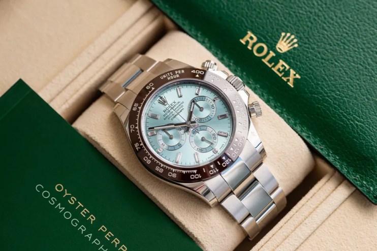 Monthly exports of pricey Swiss watches such as Rolex and TAG Heuer have fallen for the second time in three years, led mainly by lower deliveries to Greater China and Hong Kong.&nbsp;