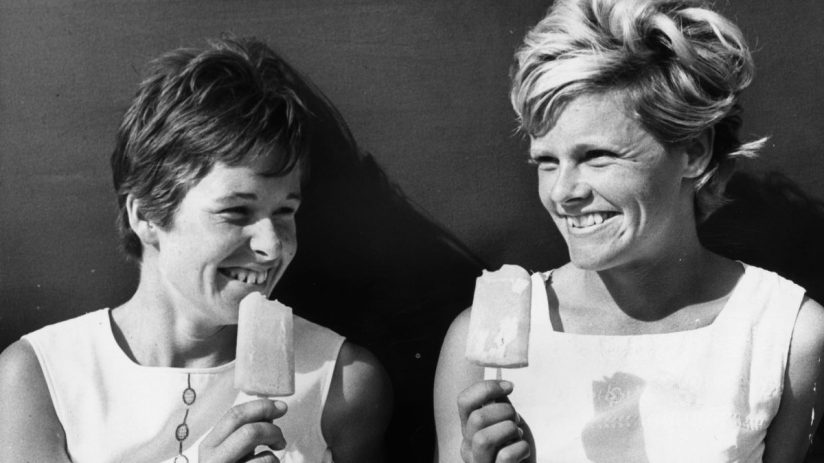 9th June 1969: Competitors in the Kent Allcomers Championship at Beckenham, Kent, enjoy an ice lolly after their match. Winnie Shaw (left) beat Beverley Vercove in three straight sets. (Photo by Jim Gray/Keystone/Getty Images)