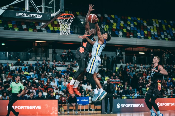 The London Lions have stepped up plans to build a new basketball arena in the capital