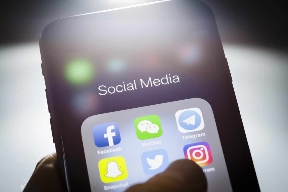 Trainee lawyers monetise advice on social media, sparking industry backlash