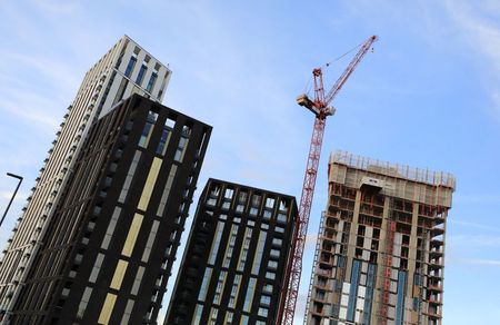 AEW UK reit